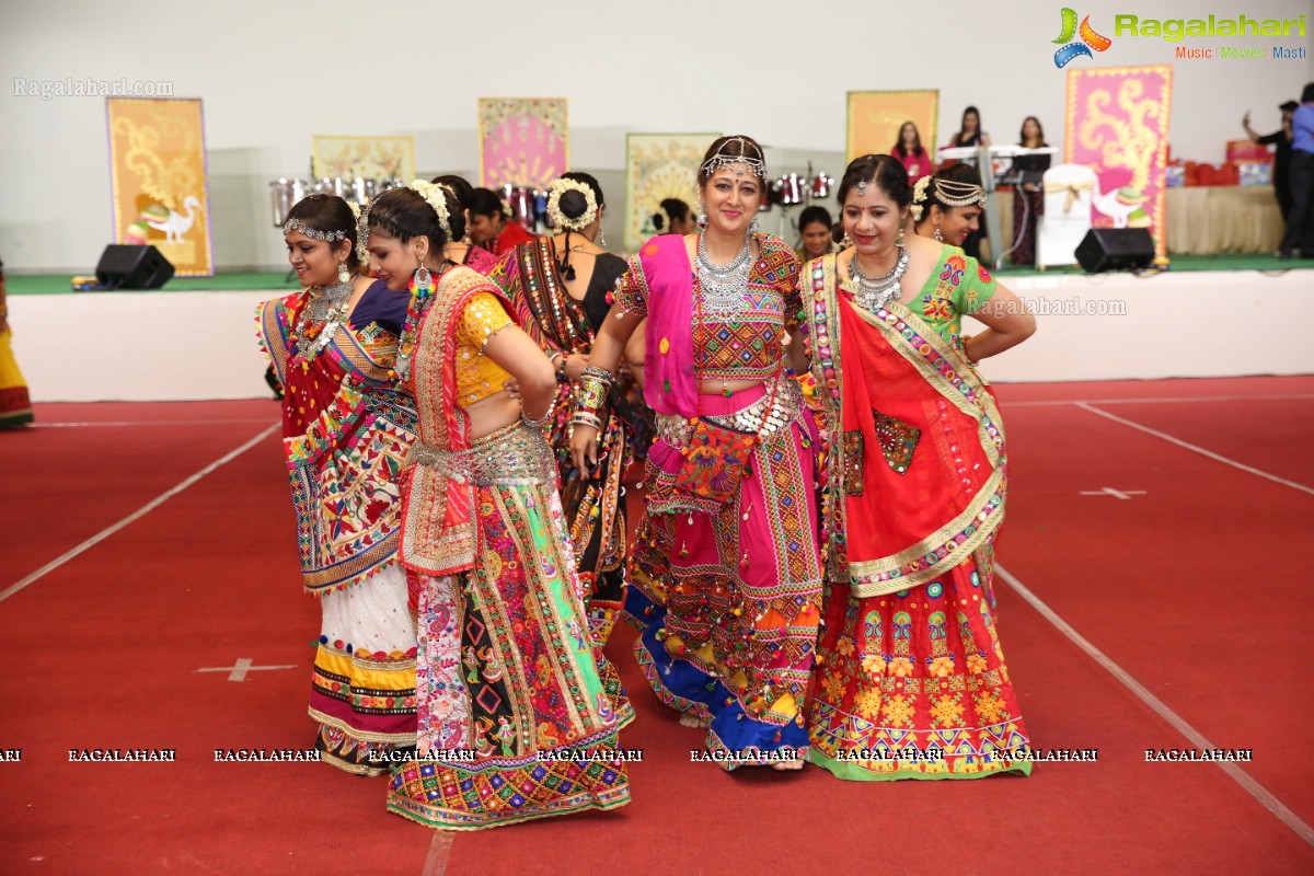 Sanskruti Ladies Club Dandiya 2018 at Jalvihar