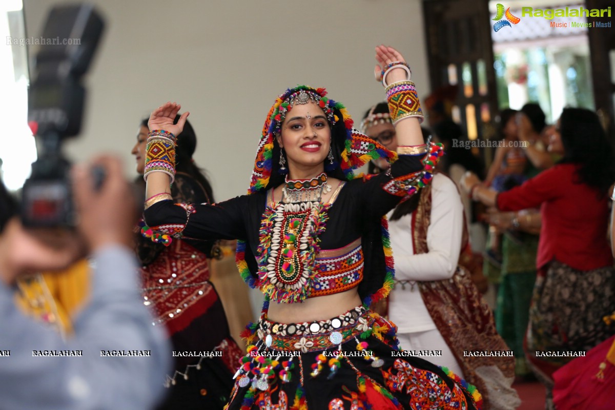 Sanskruti Ladies Club Dandiya 2018 at Jalvihar