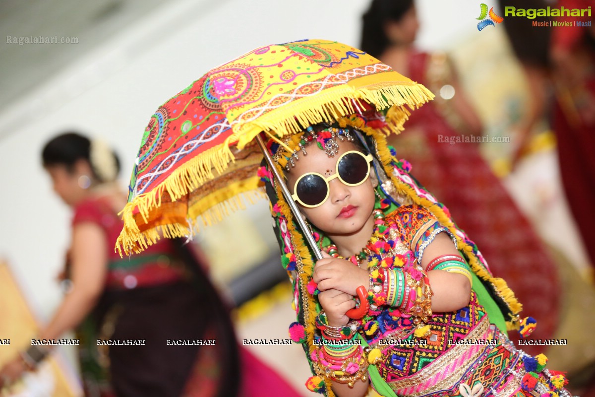 Sanskruti Ladies Club Dandiya 2018 at Jalvihar