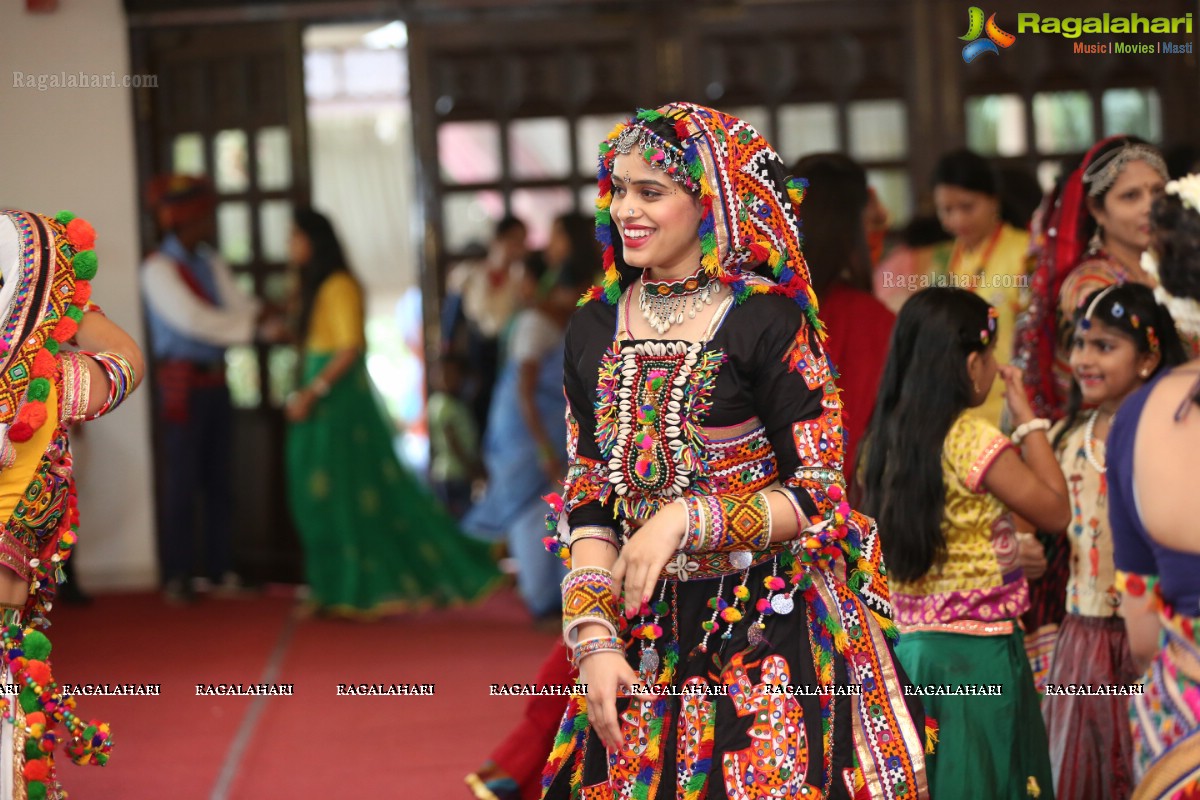 Sanskruti Ladies Club Dandiya 2018 at Jalvihar