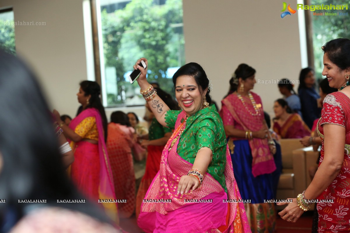 Sanskruti Ladies Club Dandiya 2018 at Jalvihar