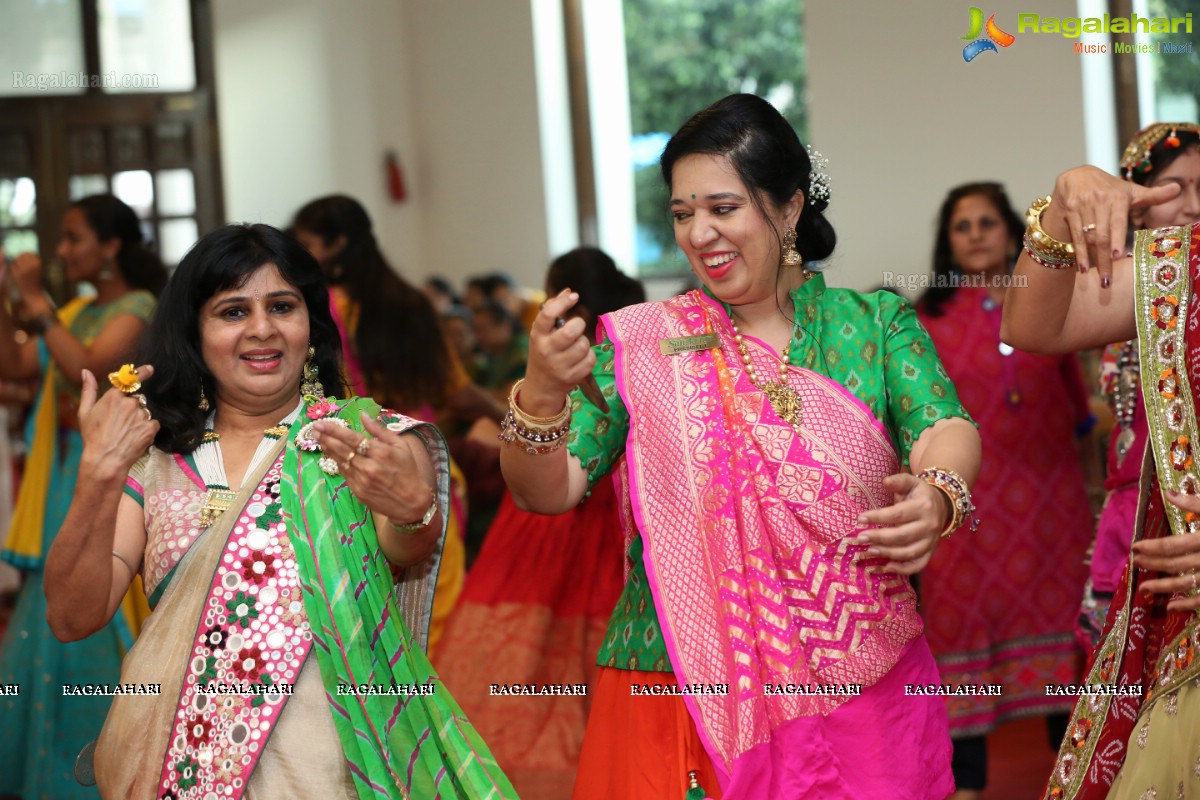 Sanskruti Ladies Club Dandiya 2018 at Jalvihar