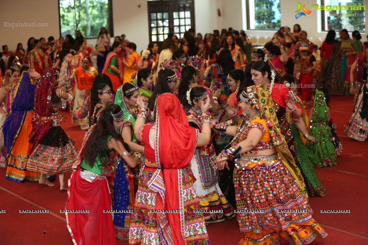 Sanskruti Ladies Club Dandiya 2018 at Jalvihar