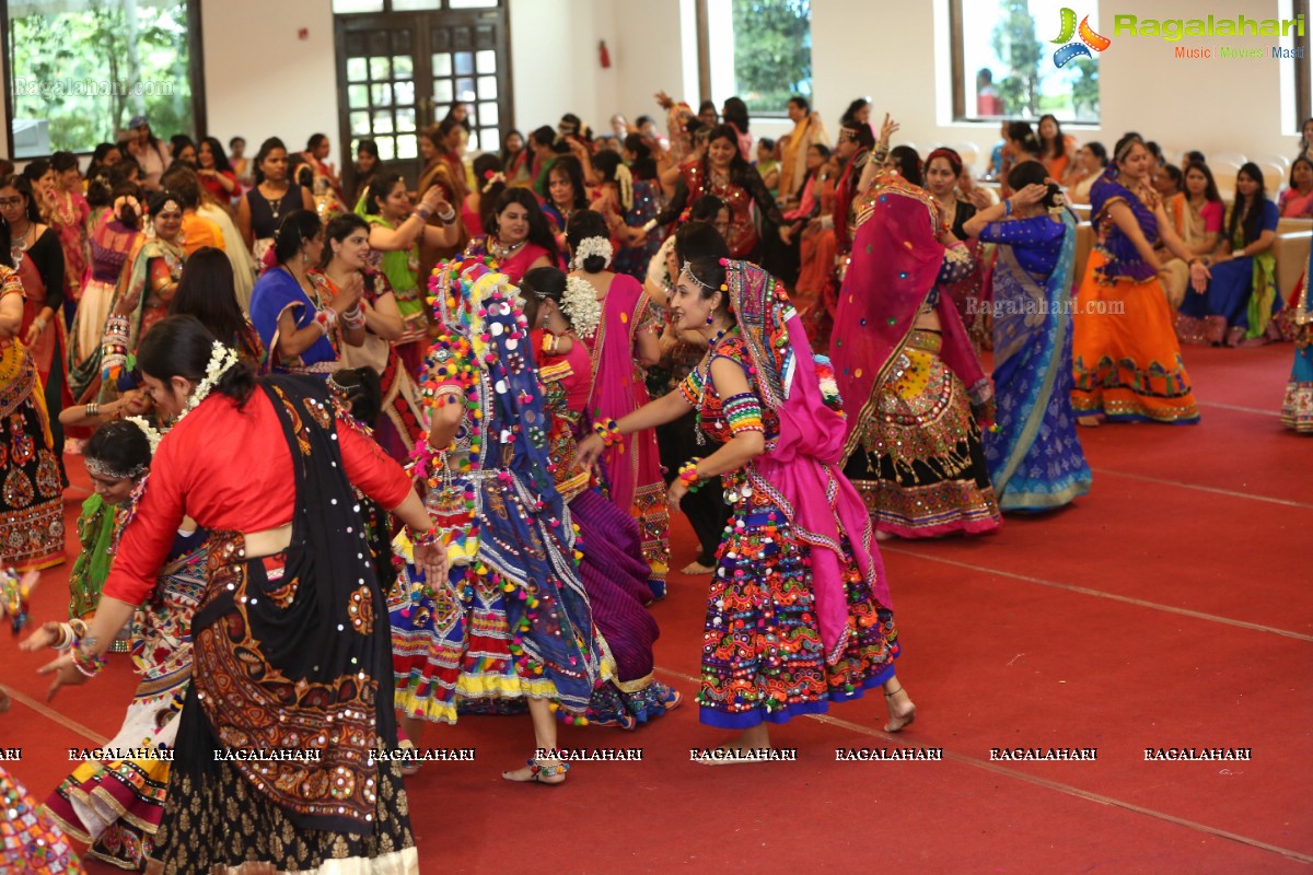 Sanskruti Ladies Club Dandiya 2018 at Jalvihar