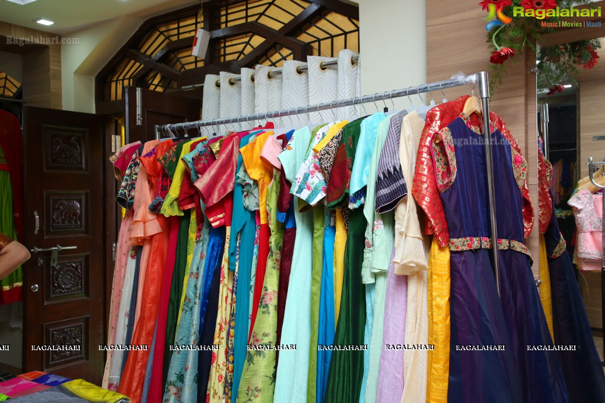 Ethnic & Designer Collection of Suneetha Designer Boutique Exhibition & Sale