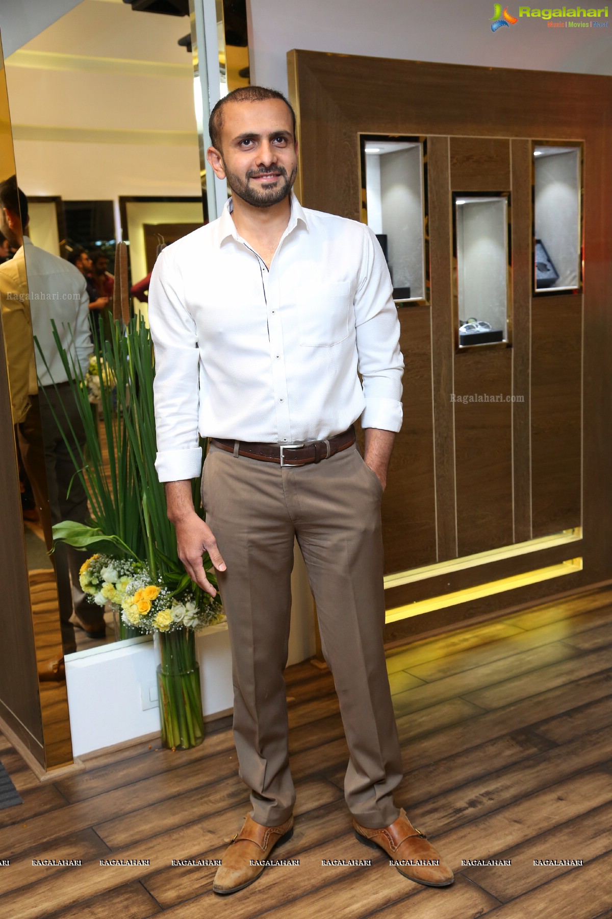 Sunil Shetty Launches Premium Sunglasses and Optics Showroom SPECTA In Hyderabad