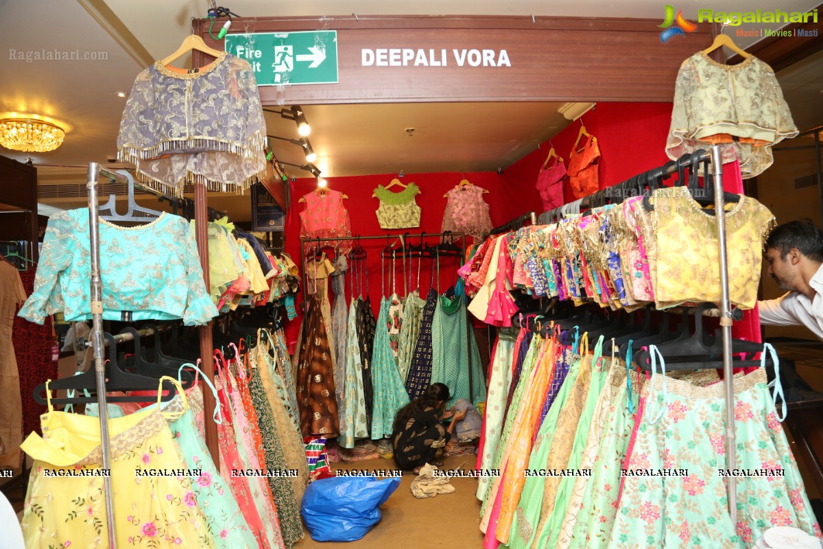 Sutraa Lifestyle & Fashion Dusshera and Diwali Exhibition inaugurated by Poonam Bajwa, Alankrita Bora
