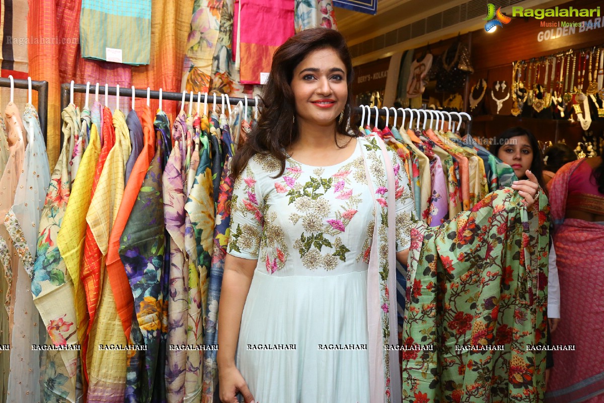 Sutraa Lifestyle & Fashion Dusshera and Diwali Exhibition inaugurated by Poonam Bajwa, Alankrita Bora