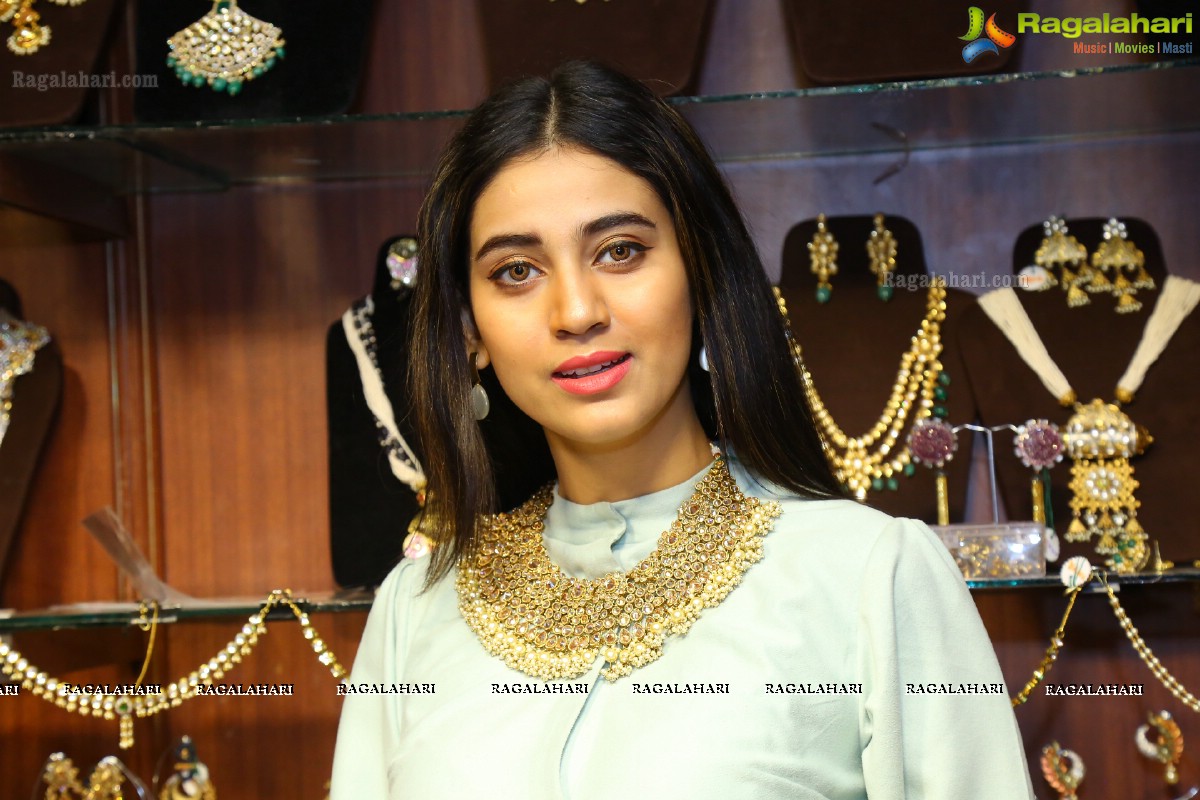 Sutraa Lifestyle & Fashion Dusshera and Diwali Exhibition inaugurated by Poonam Bajwa, Alankrita Bora