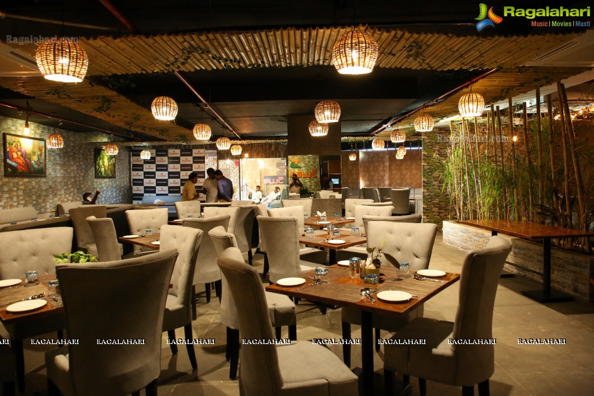 Surbhi Inaugurates Swadesh Multi Cuisine Fine Dining Restaurant @ Kothaguda, Hi-Tech City, Hyd