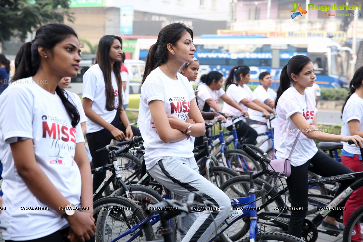 Green Ride - Cycle Ride By Miss Hyderabad Finalists to Promote Green Initiative