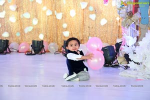 Vaishvi & Vidhath’s 1st Birthday Bash