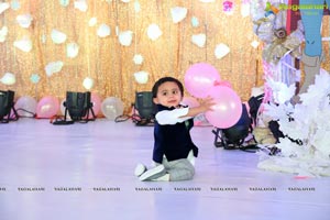 Vaishvi & Vidhath’s 1st Birthday Bash