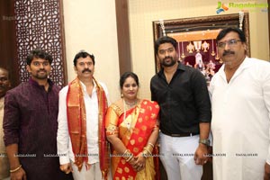 Pranitha, Naini Narshimha Reddy Inaugurates Videms Silks