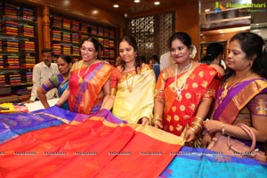 Pranitha, Naini Narshimha Reddy Inaugurates Videms Silks