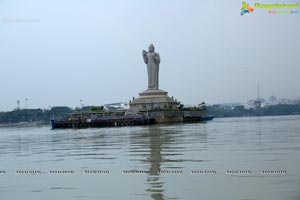 Bathukamma on Water in the Hussain Sagar