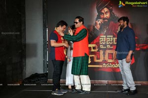 T Subbirami Reddy Felicitates 'Sye Raa' Team