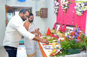 Dil Raju-Shirish Inaugurate Srivari Avenues