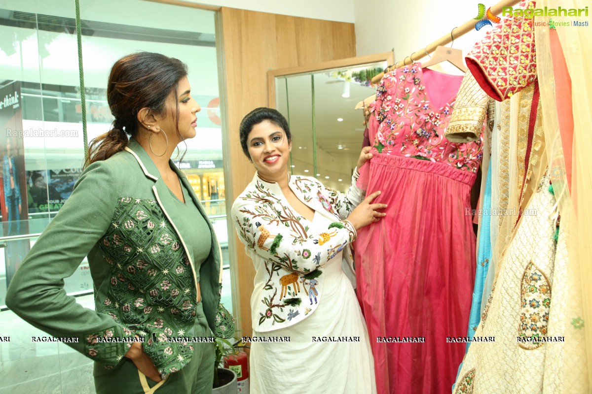 Endless Knot Handloom Store Launch