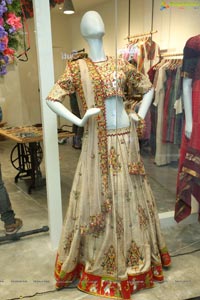 Endless Knot Handloom Store Launch