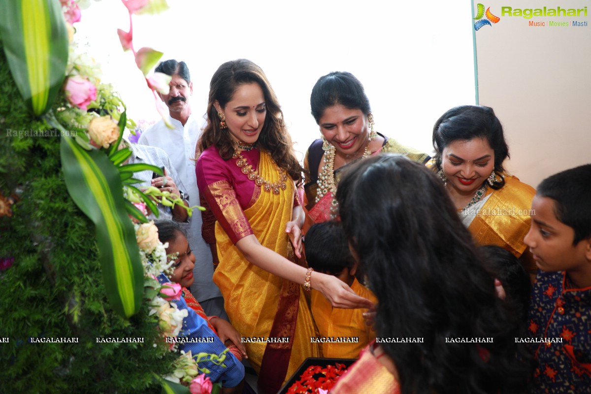 Hiya Designer Jewellery Showroom Launch in Tirupati