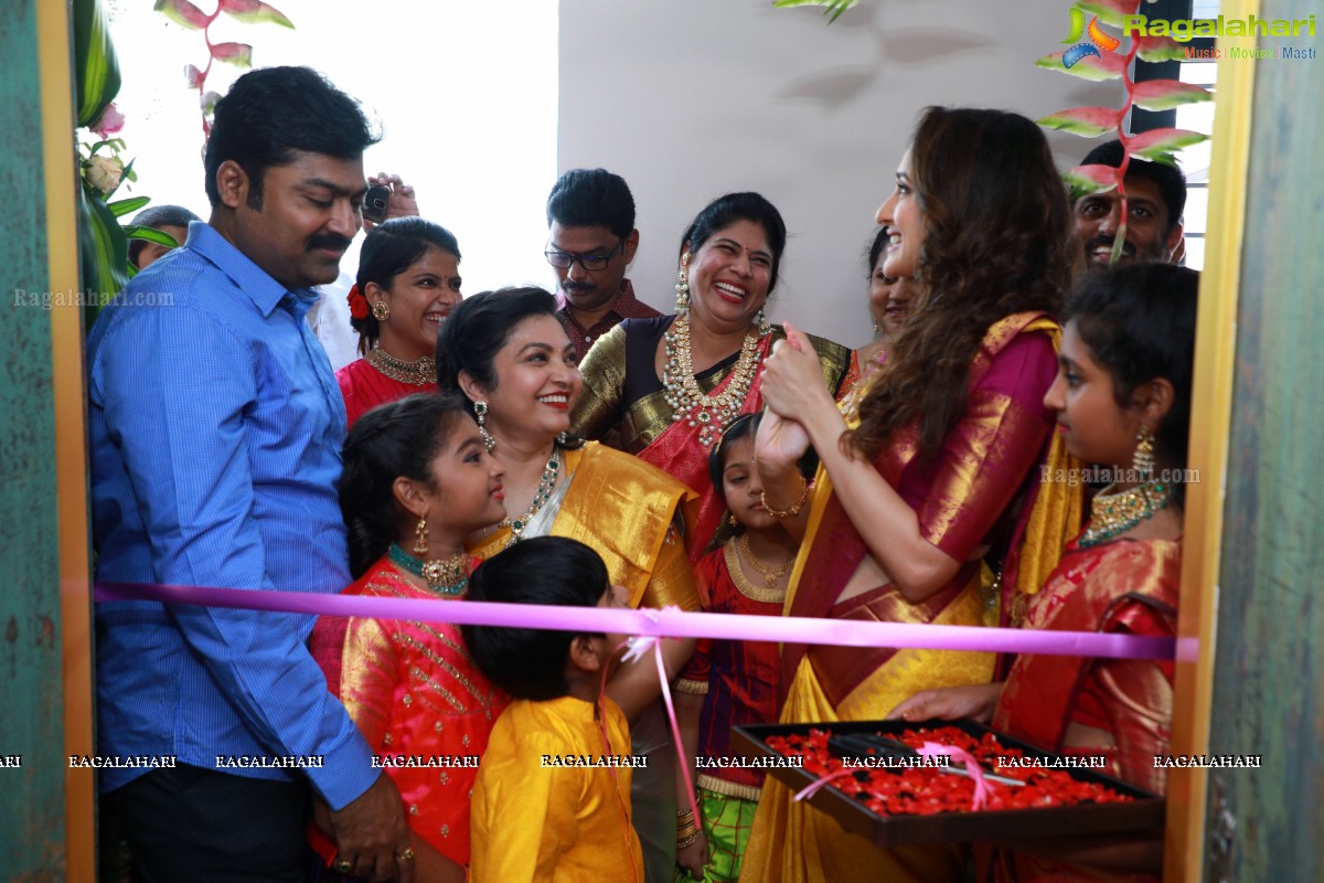 Hiya Designer Jewellery Showroom Launch in Tirupati