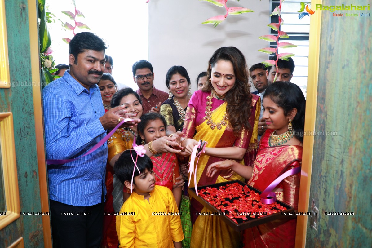 Hiya Designer Jewellery Showroom Launch in Tirupati