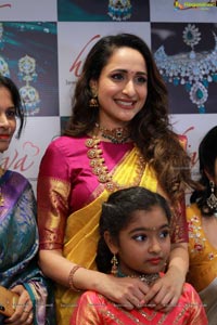 Hiya Designer Jewellery Showroom Launch