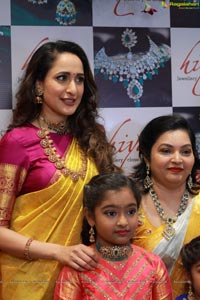 Hiya Designer Jewellery Showroom Launch