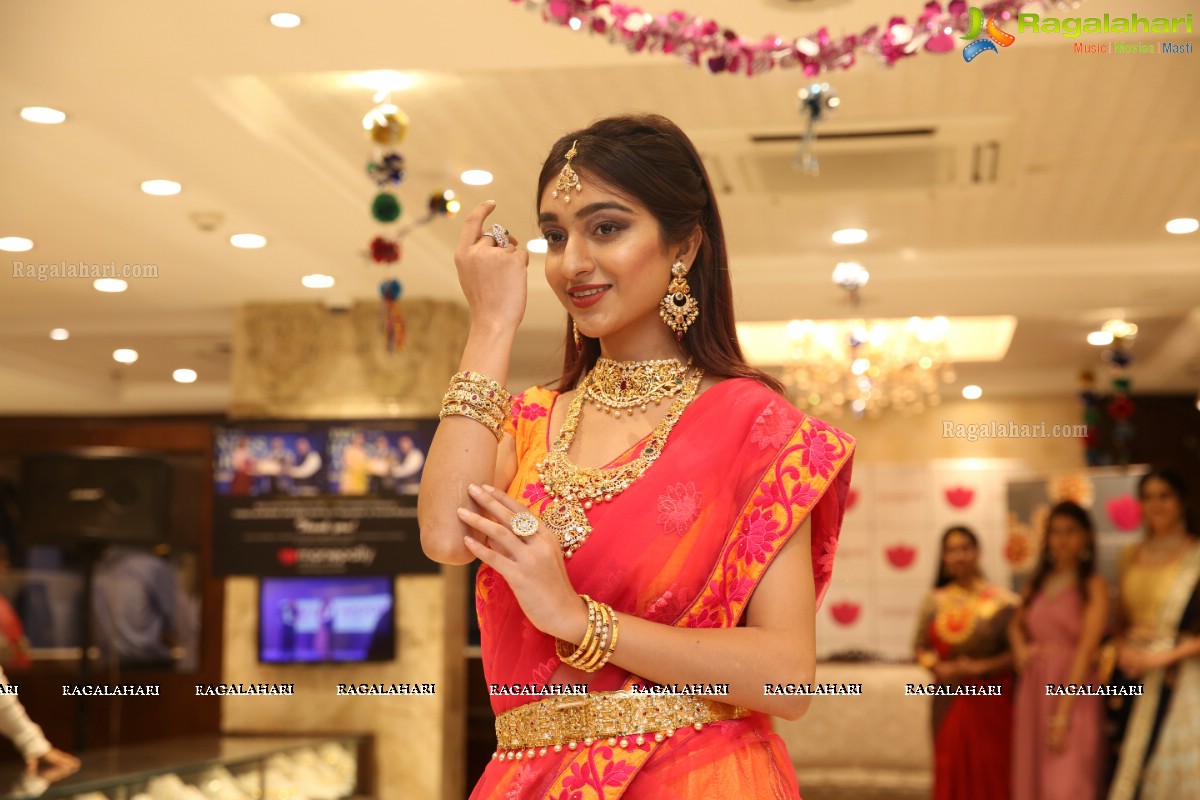Manepally Jewellers Unveils Special Diwali Collection
