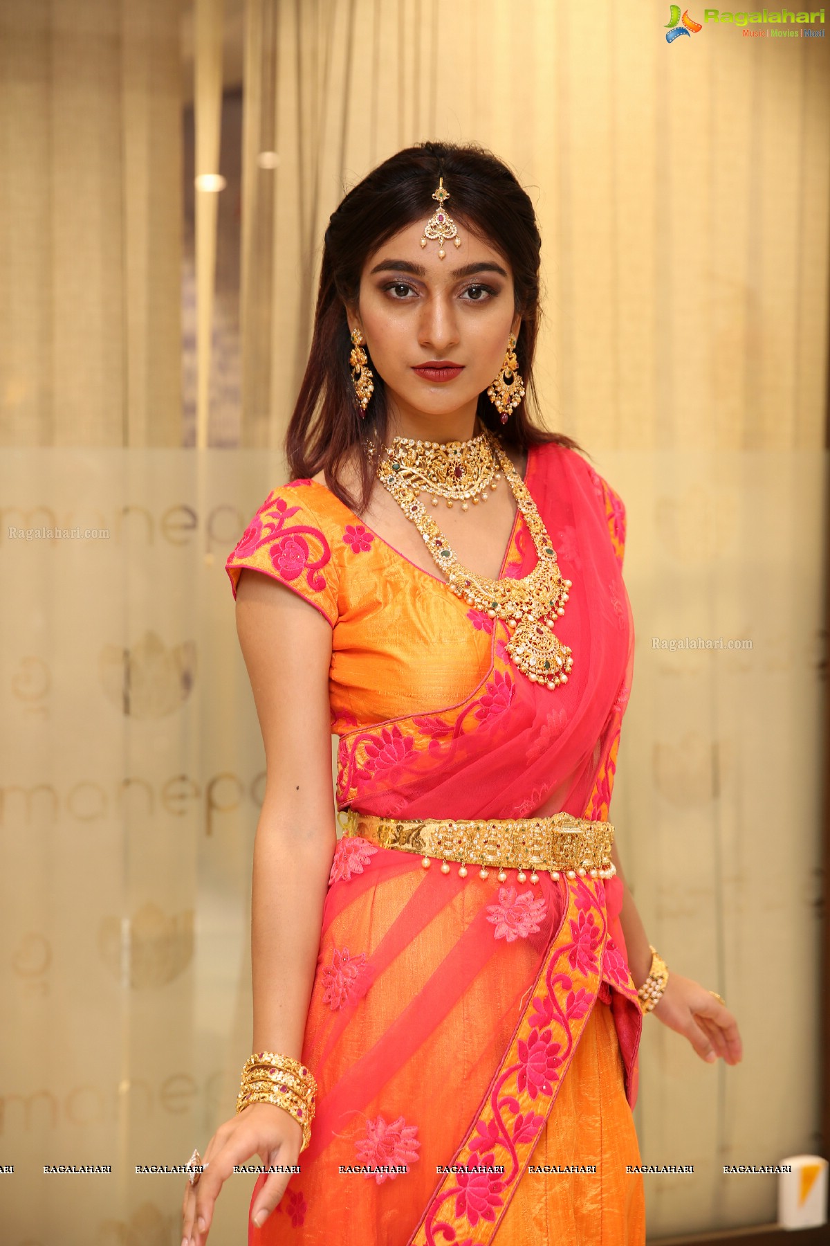 Manepally Jewellers Unveils Special Diwali Collection