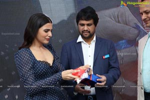 Samantha Launches Oneplus Mobiles At Big C