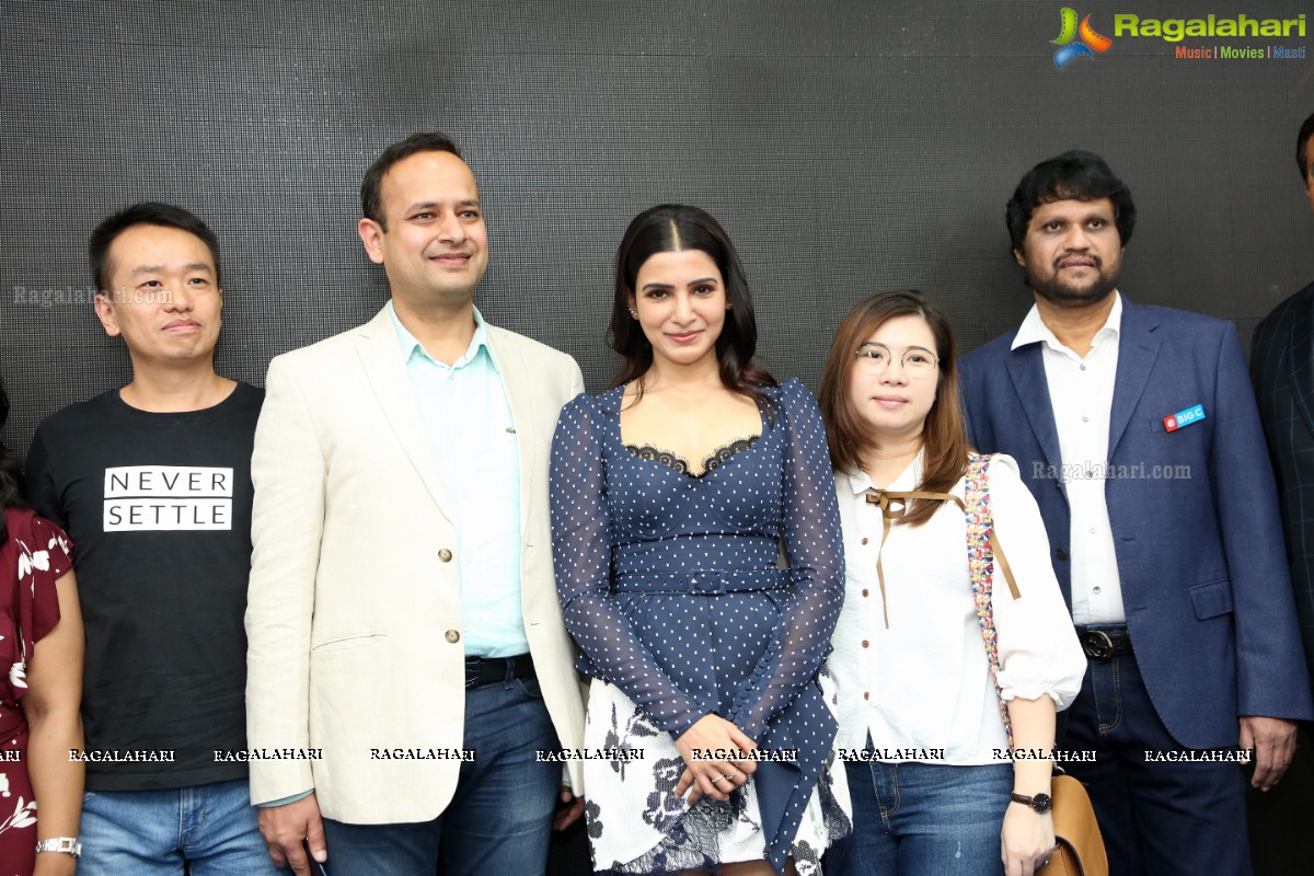 Samantha Launches Oneplus Mobiles At Big C