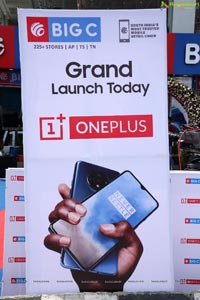 Samantha Launches Oneplus Mobiles At Big C