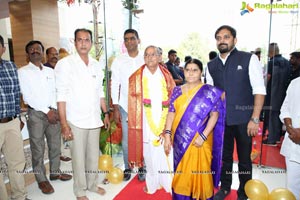 Srinivasa Shopping Mall Launch