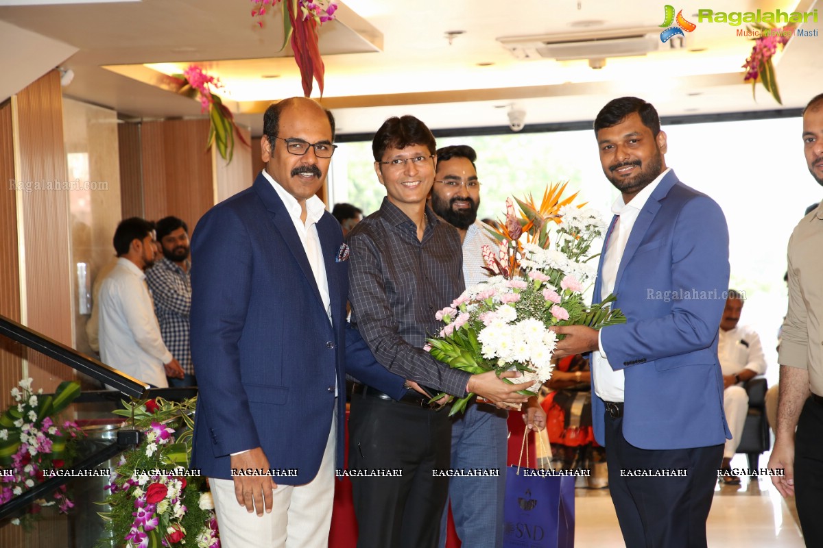 Malabar Gold & Diamonds Launches Its New Showroom at Habsiguda