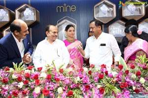 Malabar Gold & Diamonds New Showroom Launch