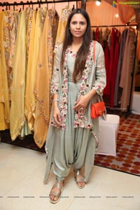 The Dhoom Dhaam Trunk Show