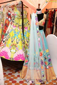 The Dhoom Dhaam Trunk Show