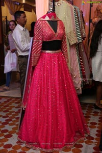 The Dhoom Dhaam Trunk Show