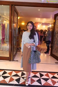 The Dhoom Dhaam Trunk Show