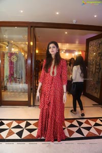 The Dhoom Dhaam Trunk Show