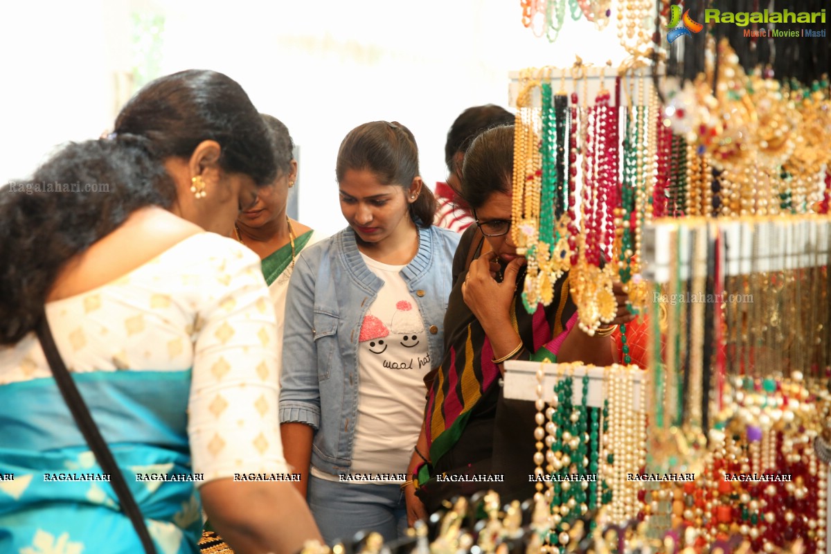 Trendz Exhibition Kicked off At N Convention