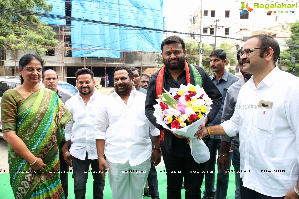 Vasavi's Cluster Grand Opening