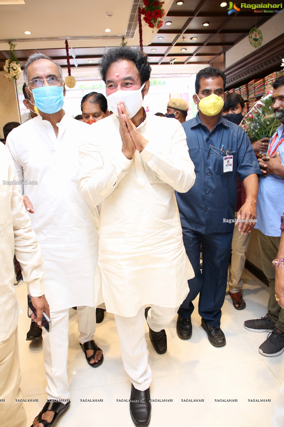 Kishan Reddy, Srinivas Yadav Reopens Chandana Brothers Patny Center