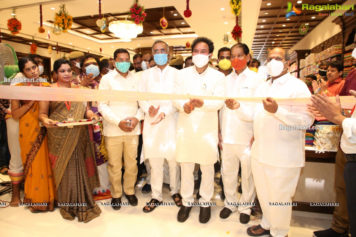 Kishan Reddy, Srinivas Yadav Reopens Chandana Brothers Patny Center