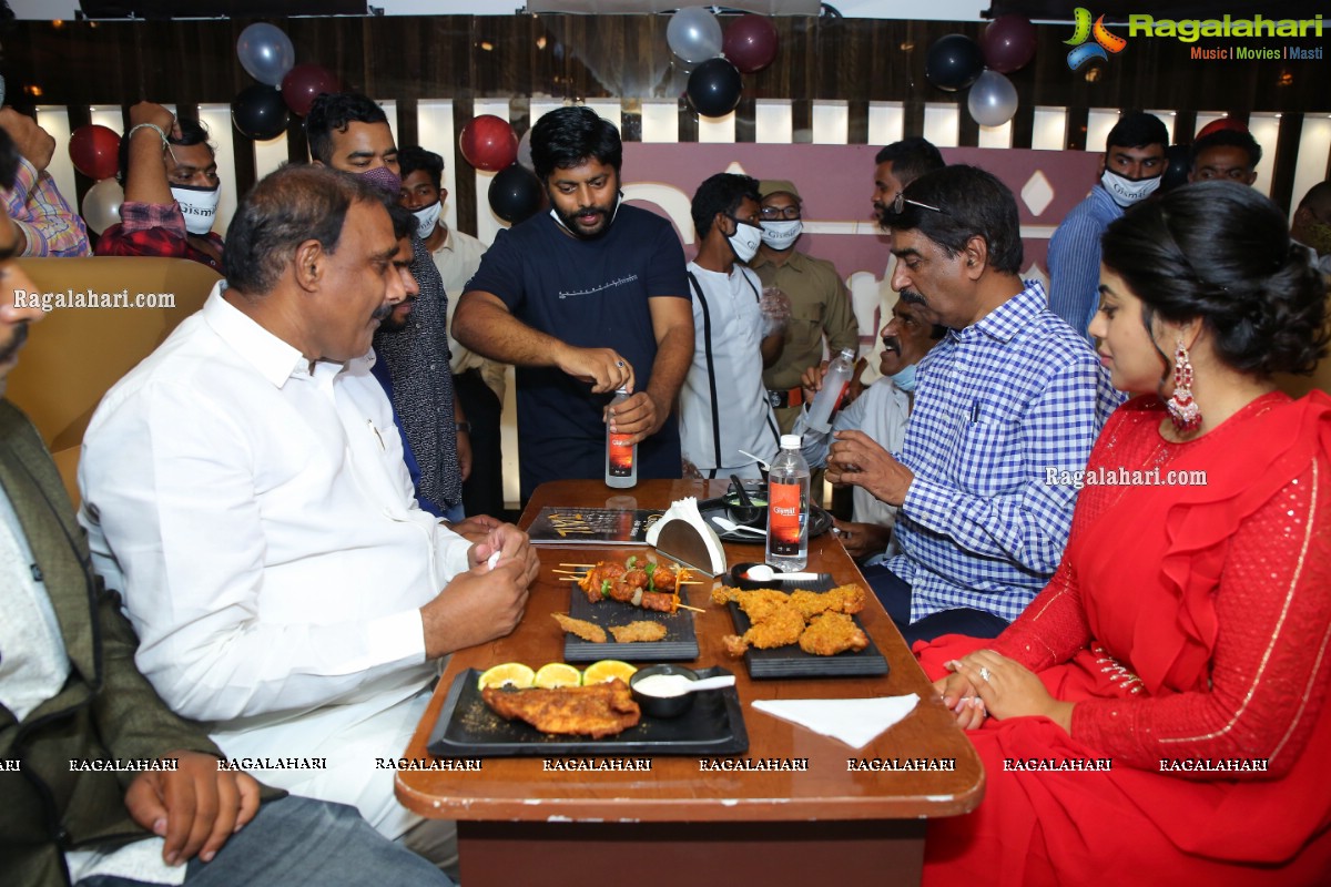 Gismat Mandi Arabic Restaurant Launch by Poorna at KPHB