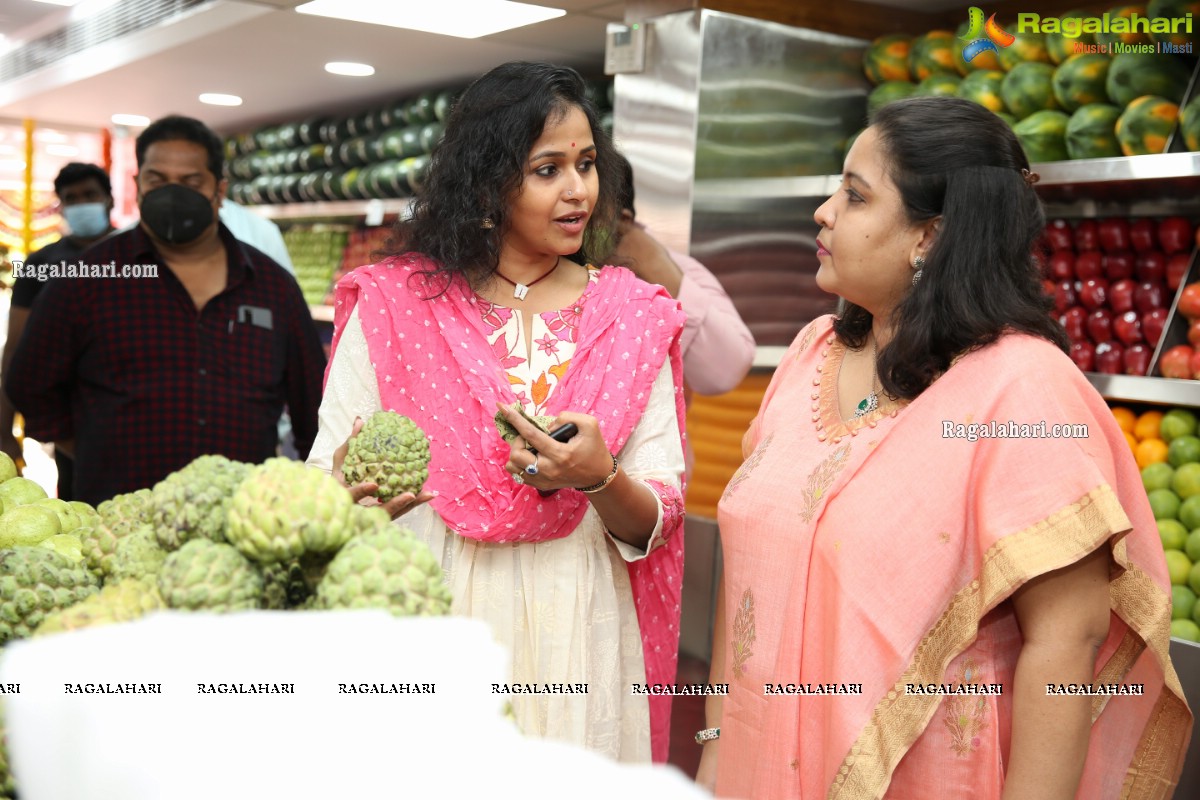 Pure O Natural 17th outlet Opening at Hitech City, Chief Guest: Ms. Smita Valluripalli 