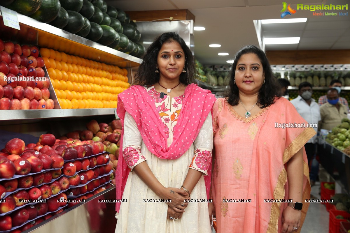 Pure O Natural 17th outlet Opening at Hitech City, Chief Guest: Ms. Smita Valluripalli 