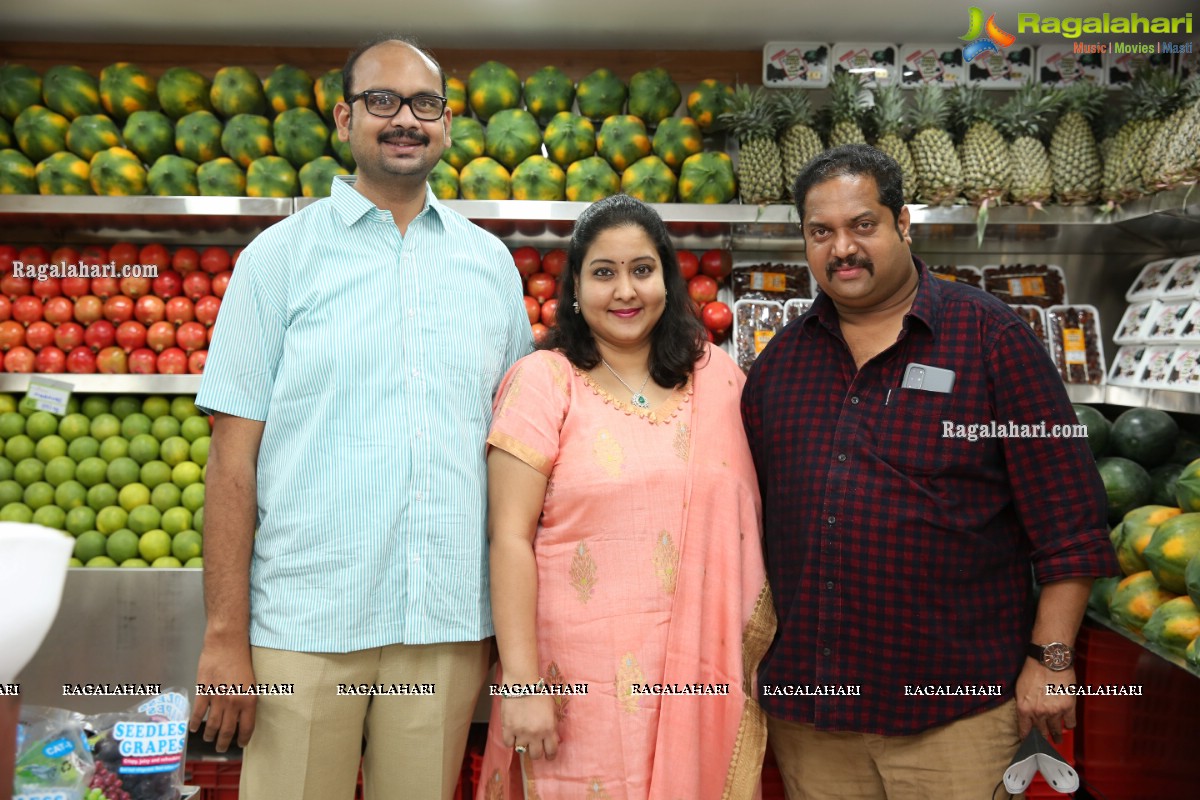 Pure O Natural 17th outlet Opening at Hitech City, Chief Guest: Ms. Smita Valluripalli 